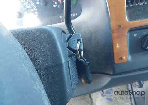 1999 Dodge Ram Van 1500 Commercial/Conversion из США, поврежденный, VIN 2B6HB11Y0XK563702